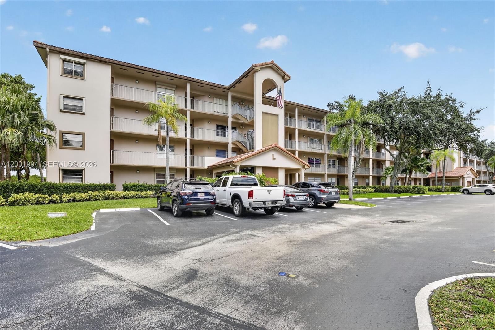 CAMBRIDGE AT CENTURY VILL - Residential