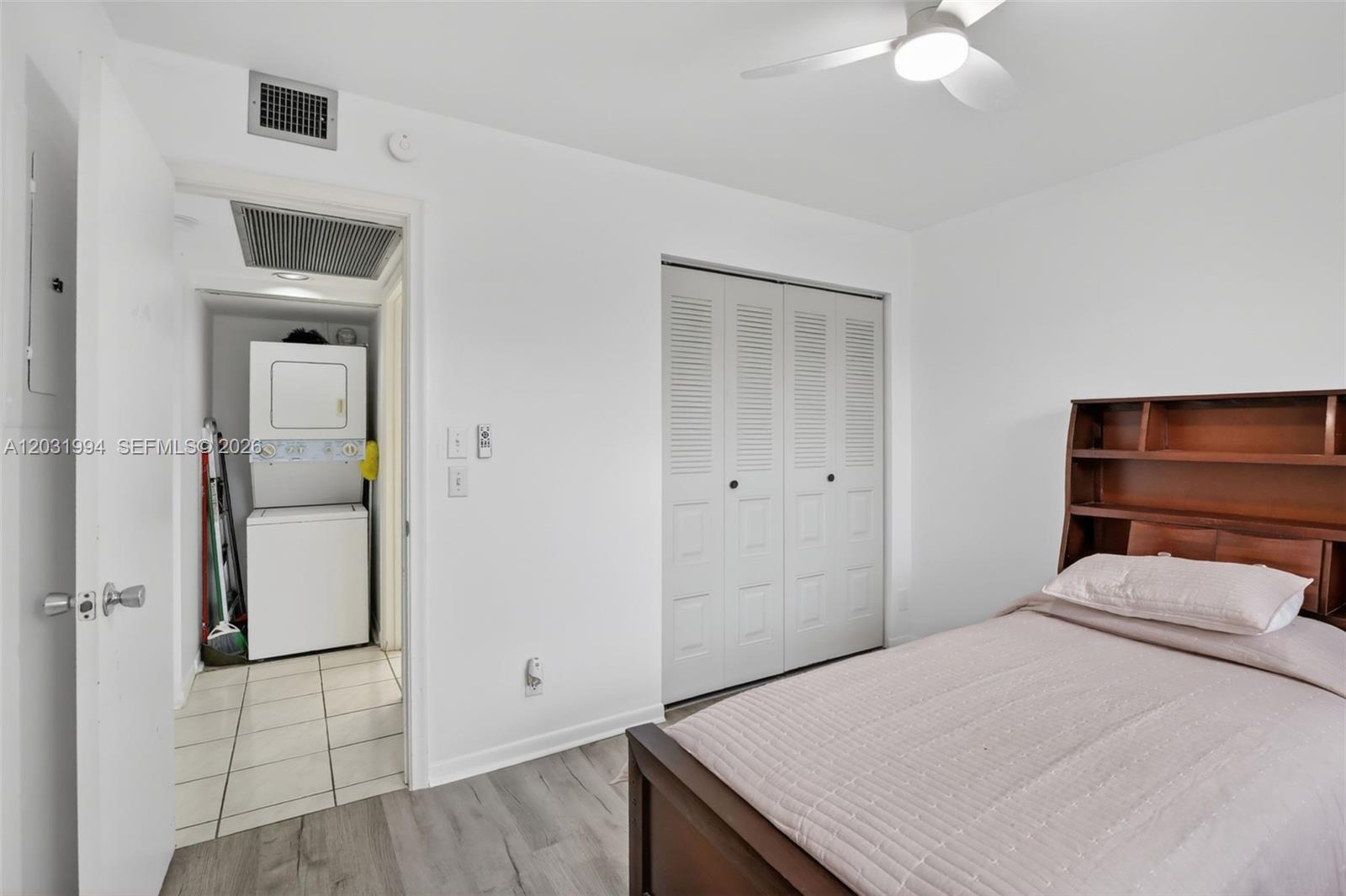 CAMBRIDGE AT CENTURY VILL - Residential