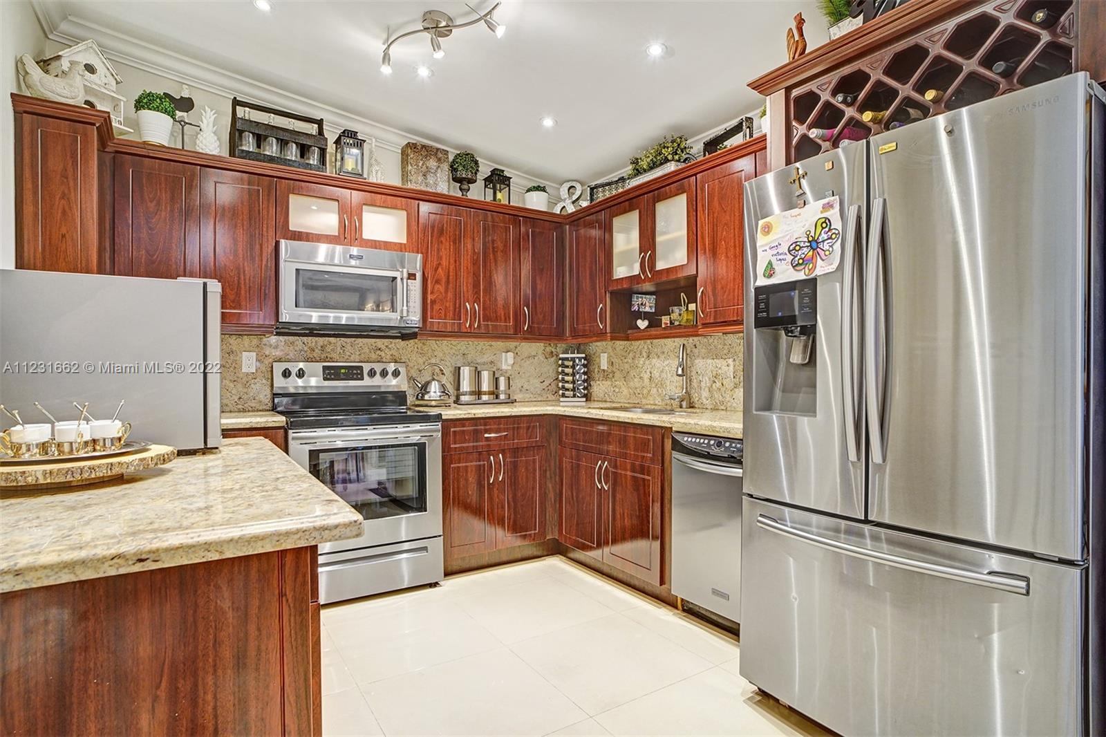 CORAL WEST HEIGHTS 1ST AD - Residential Lease