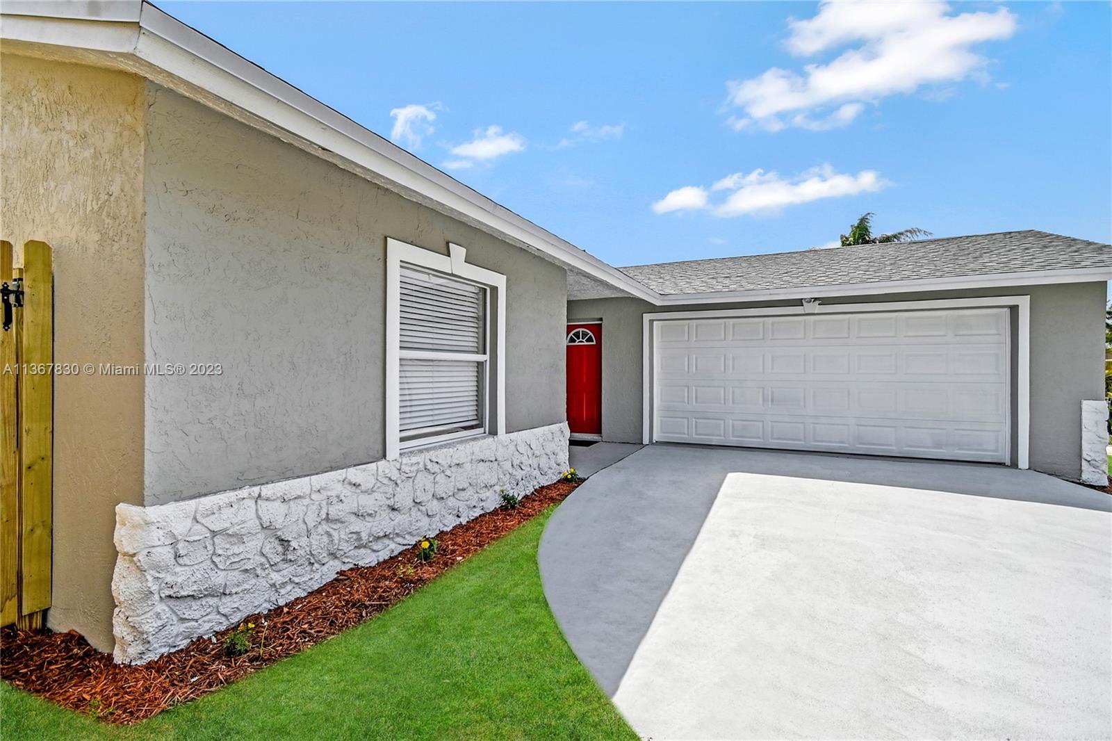 HOMES AT LAWRENCE 2 - Residential Lease