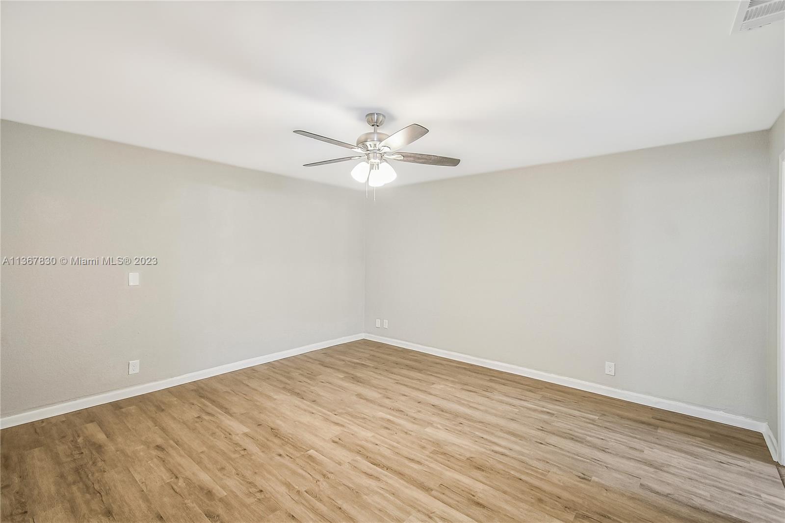 HOMES AT LAWRENCE 2 - Residential Lease