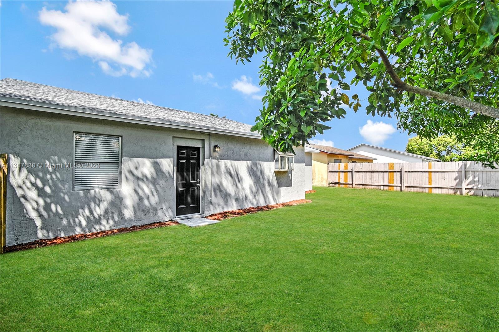 HOMES AT LAWRENCE 2 - Residential Lease