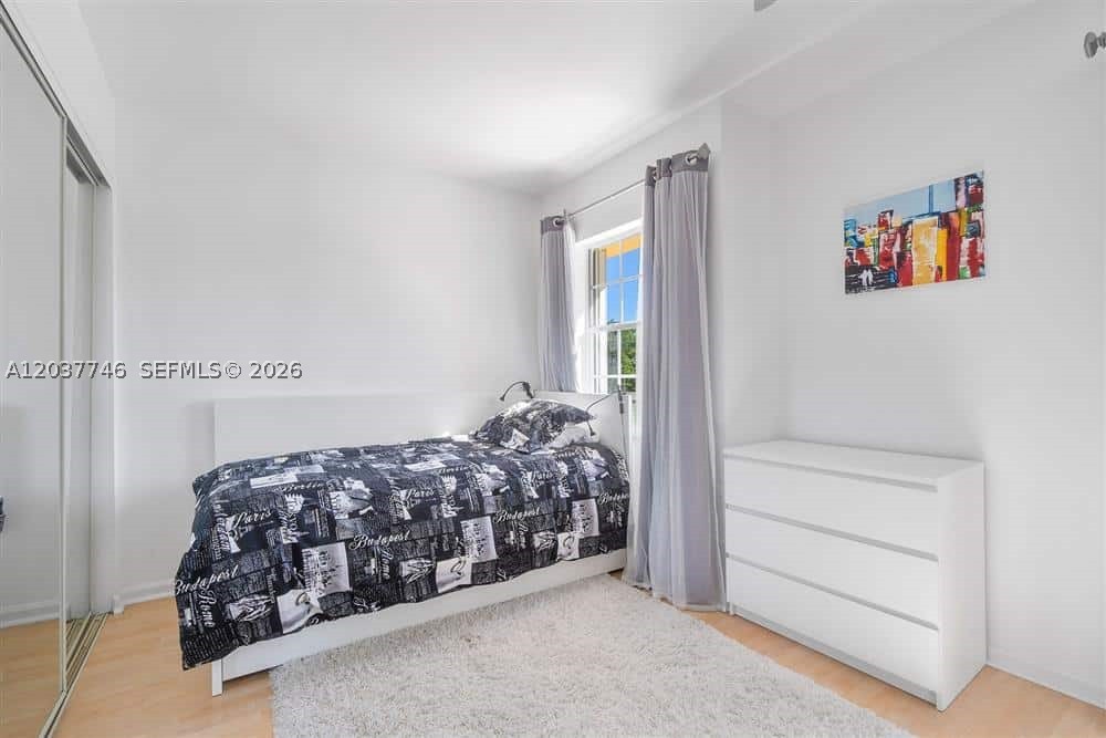 WATERSIDE VILLAGE OF PALM - Residential Lease