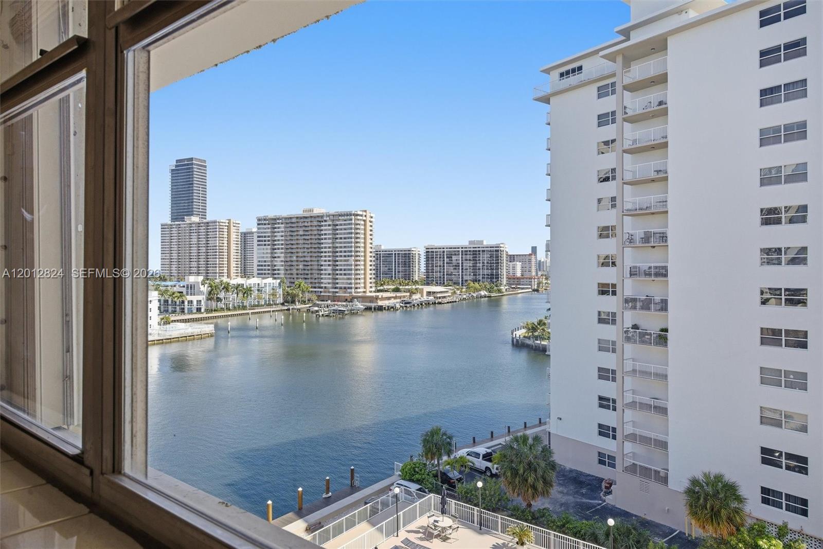 GOLDEN SAILS CONDO - Residential
