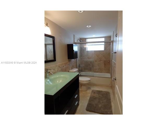 SUNSET POINT CONDO - Residential Lease