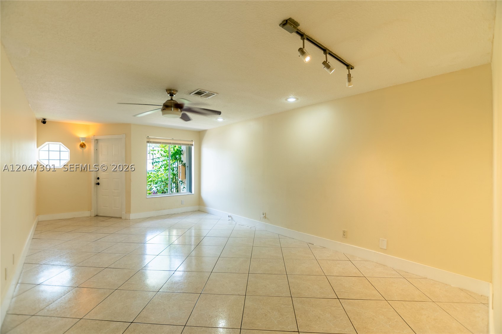 WELLEBY UNIT THIRTEEN - Residential Lease