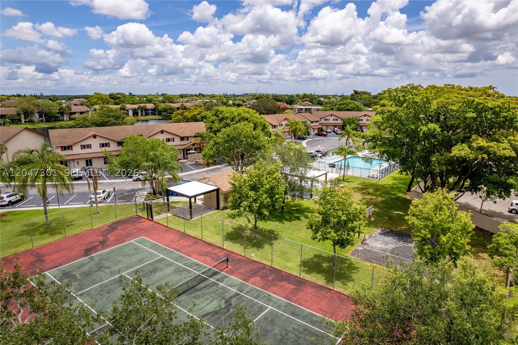 WELLEBY UNIT THIRTEEN - Residential Lease