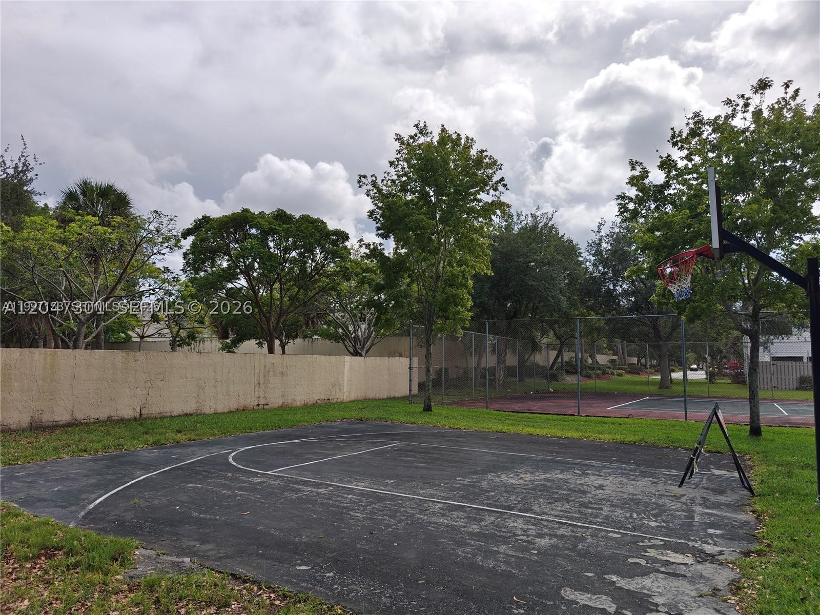 WELLEBY UNIT THIRTEEN - Residential Lease