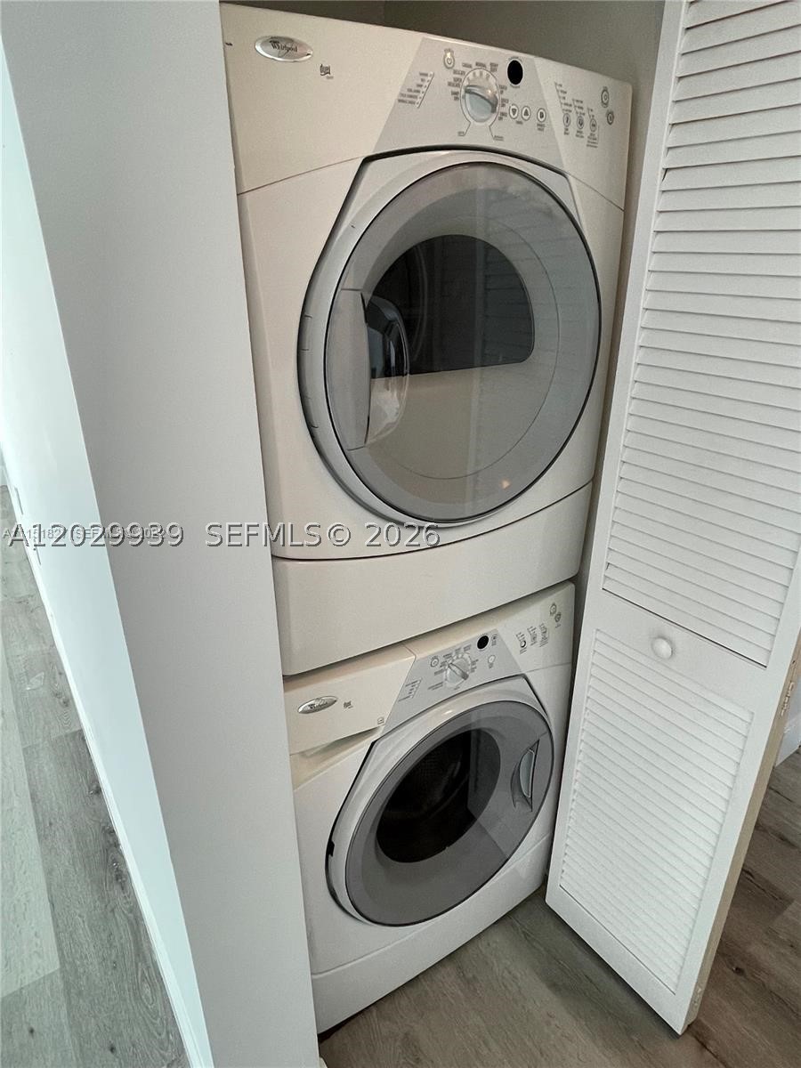 DOUGLAS PLACE CONDO - Residential Lease
