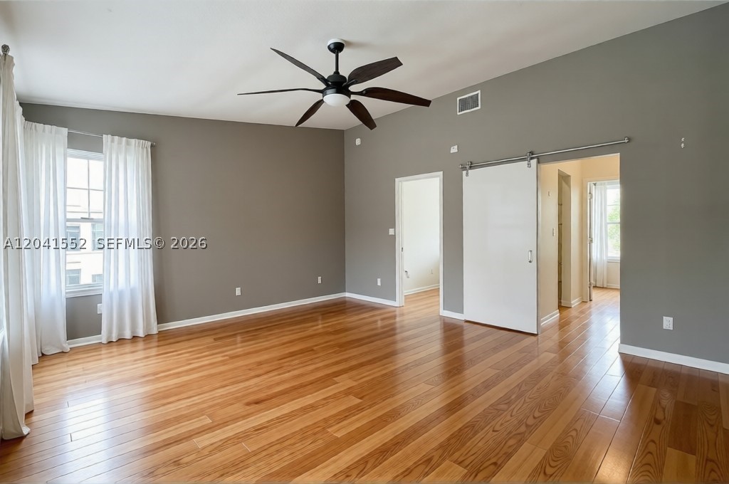 FOR THE QUICKEST RESPONSE AND ASSISTANCE WITH ANY INQUIRIES, PLEASE CONTACT OUR OFFICE DIRECTLY BY PHONE. 


Application required prior to scheduling a showing. Available September 20th.


Experience the epitome of downtown living in this stunning, rarely available 
As a resident of this secure oasis, you will enjoy premium community amenities including a sparkling heated pool, an in-ground spa, and beautifully landscaped walkways. The unit comes complete with an attached 2-car garage providing rare and valuable downtown parking. Enjoy the resort-style community amenities. This secure, peaceful oasis puts the very best of downtown living right at your doorstep. Fast access to I-275, Tampa International Airport, and world-renowned Gulf beaches.