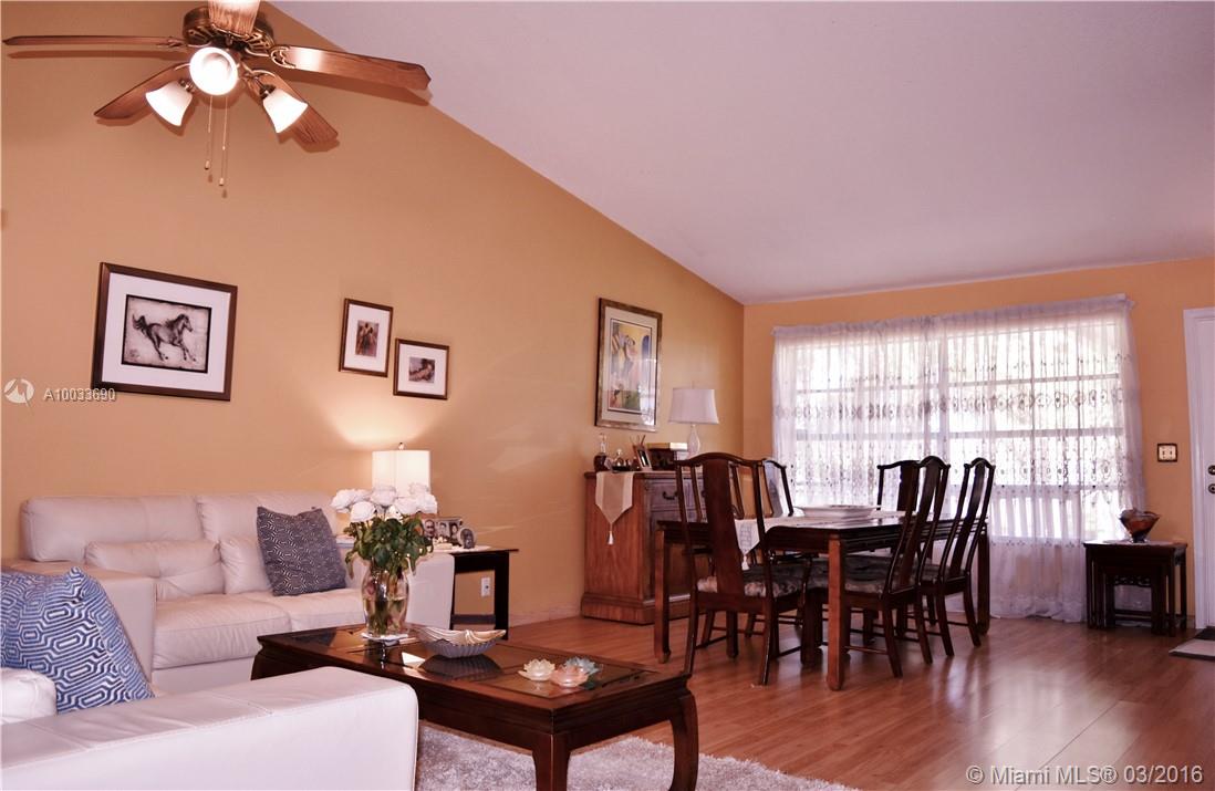 Coral Spgs Country Club W - Residential