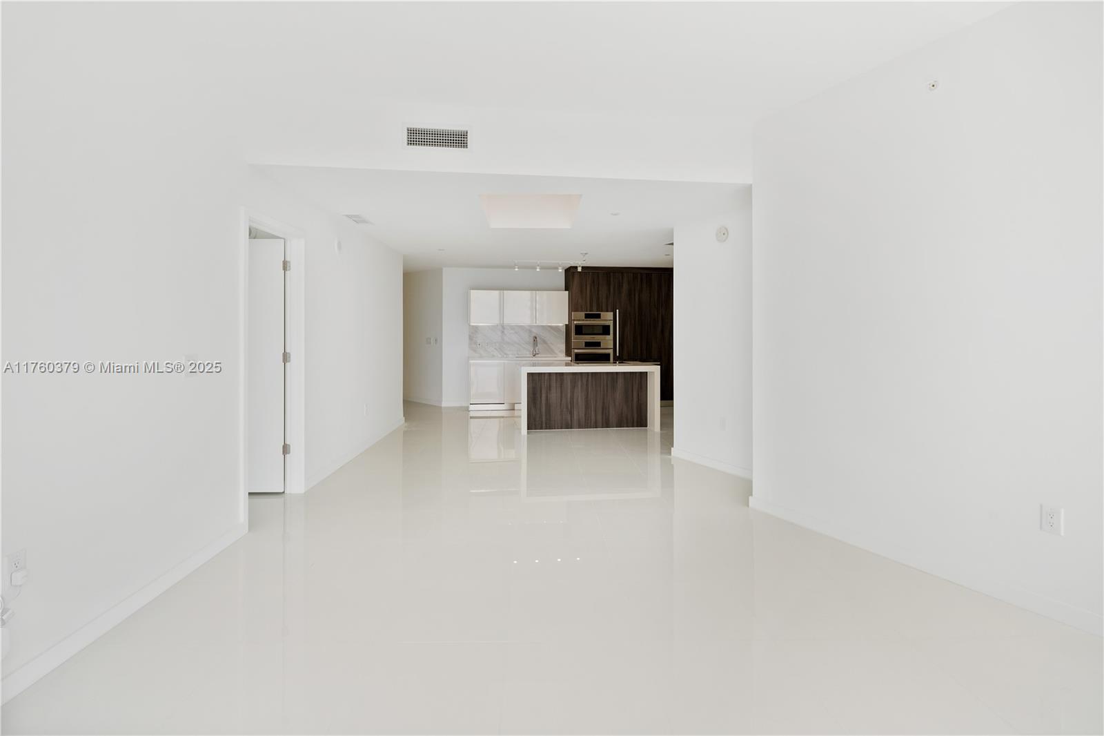 PARAMOUNT MIAMI WORLDCENT - Residential