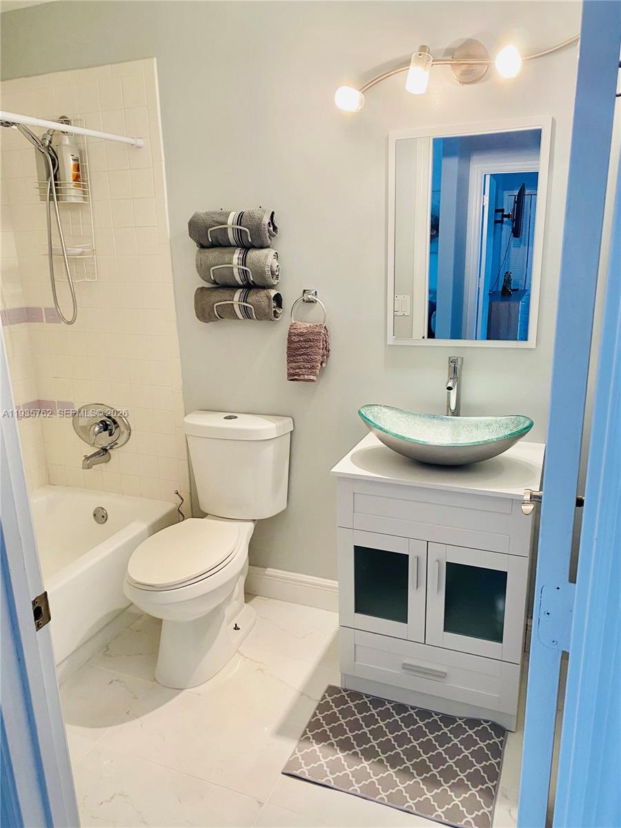 WELLINGTON TR 43 - Residential