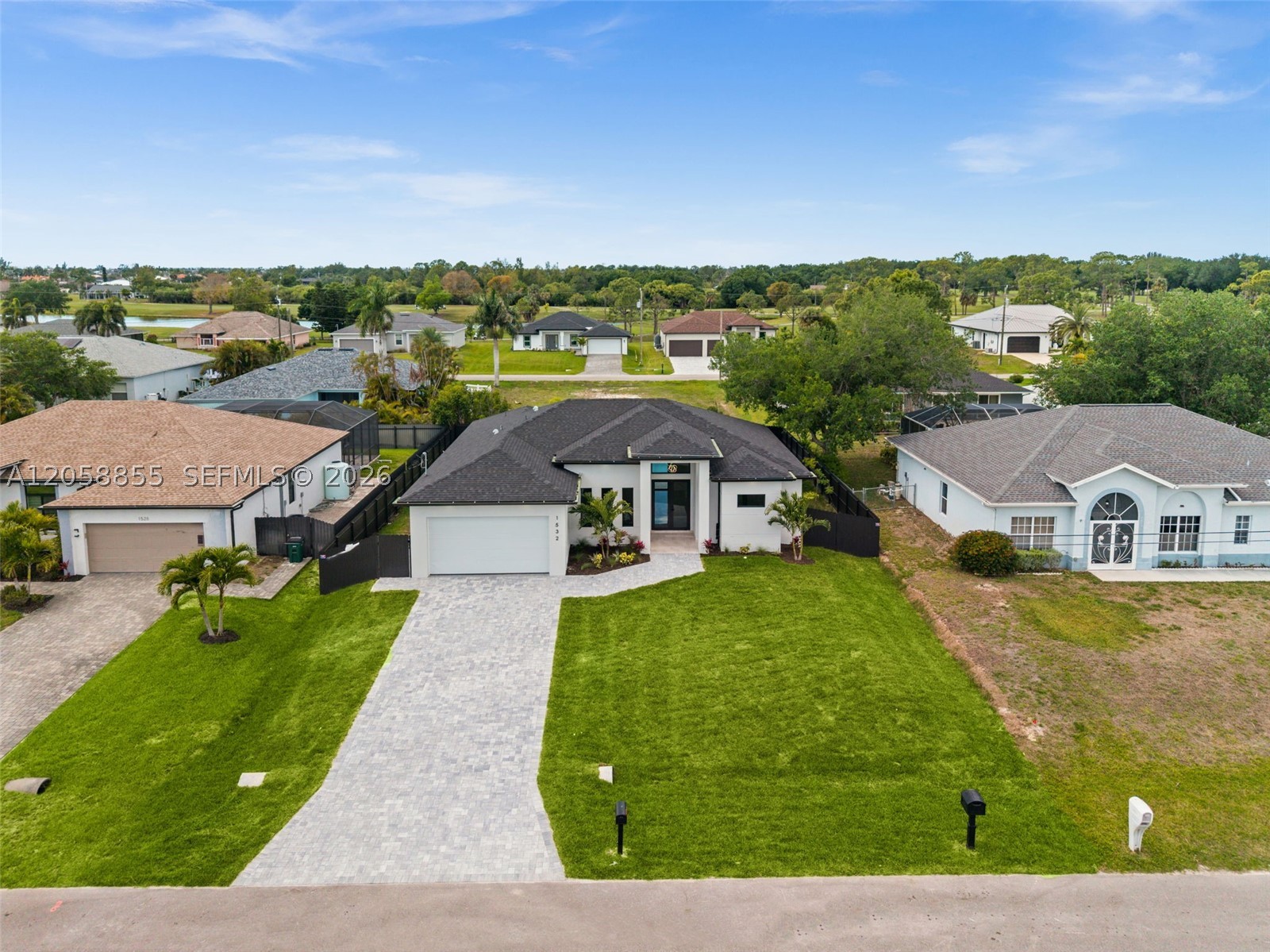 CAPE CORAL - Residential