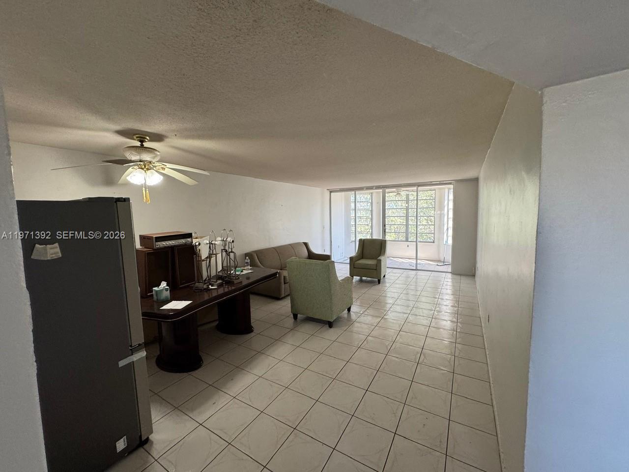 ROLLING GREEN CONDO F - Residential