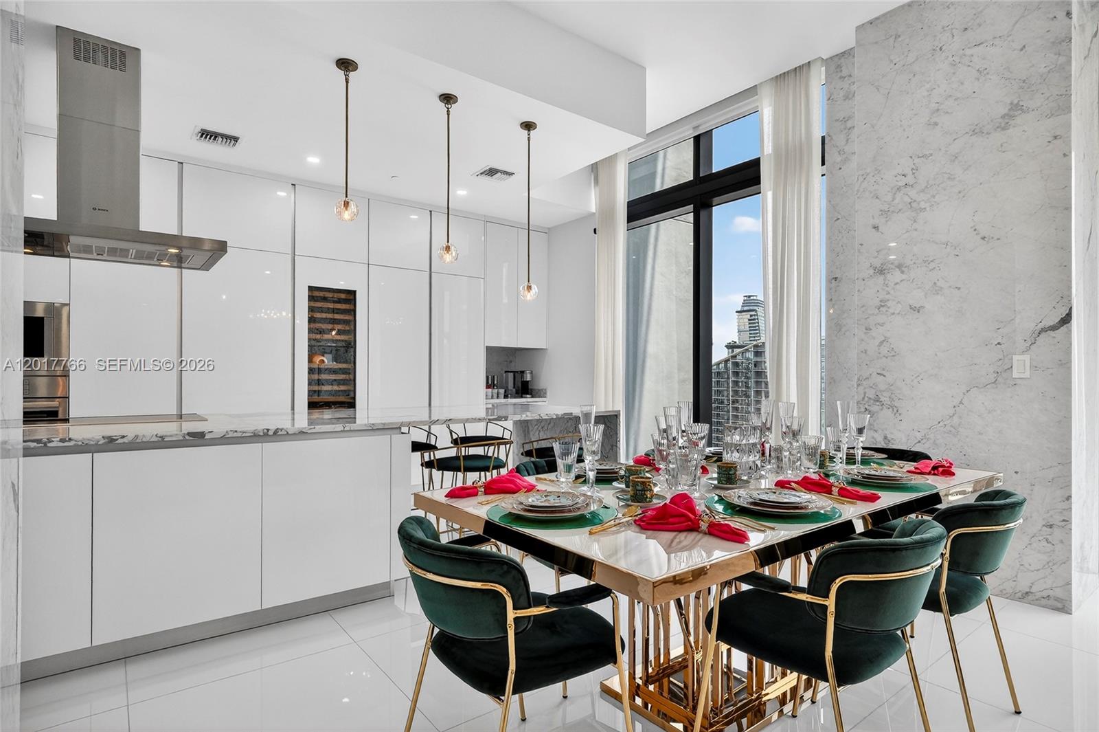 RISE CONDO - Residential