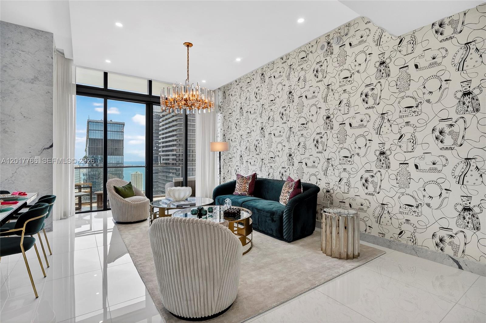 RISE CONDO - Residential