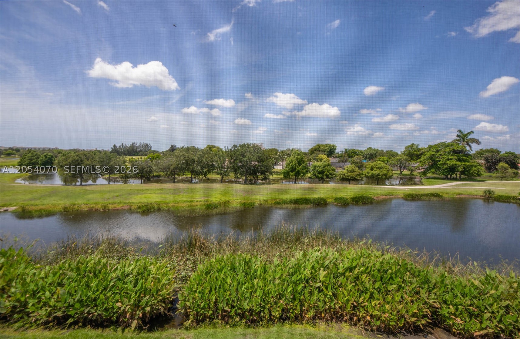 ARROWHEAD CONDO NO III - Residential