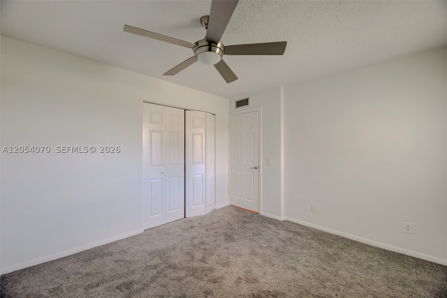 ARROWHEAD CONDO NO III - Residential