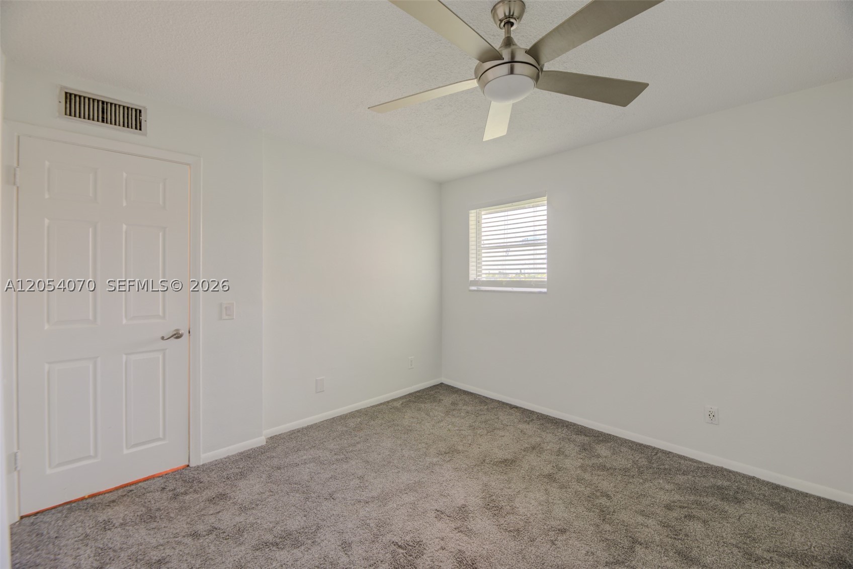 ARROWHEAD CONDO NO III - Residential