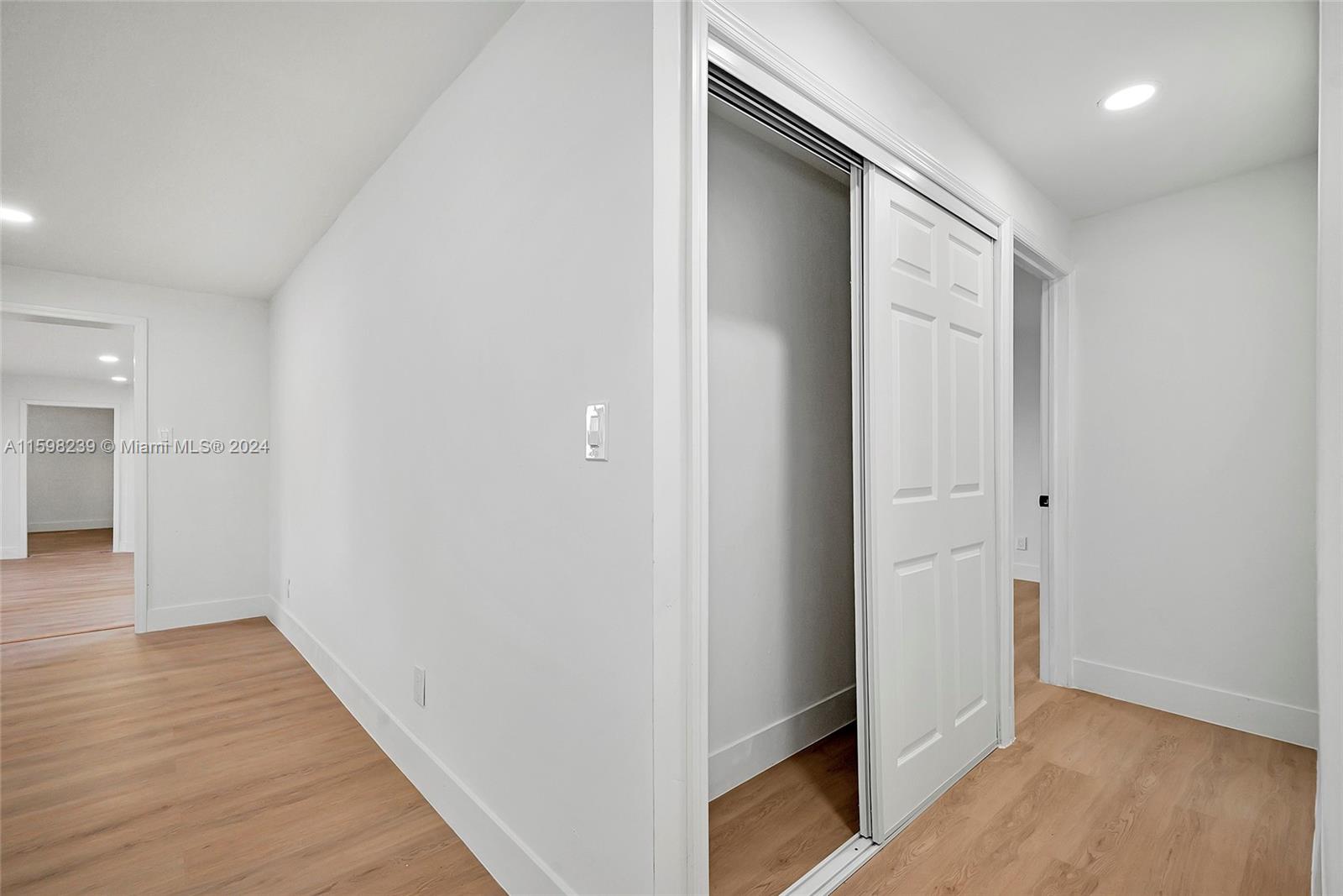 THIRD AMEND PLAT OF PORTI - Residential