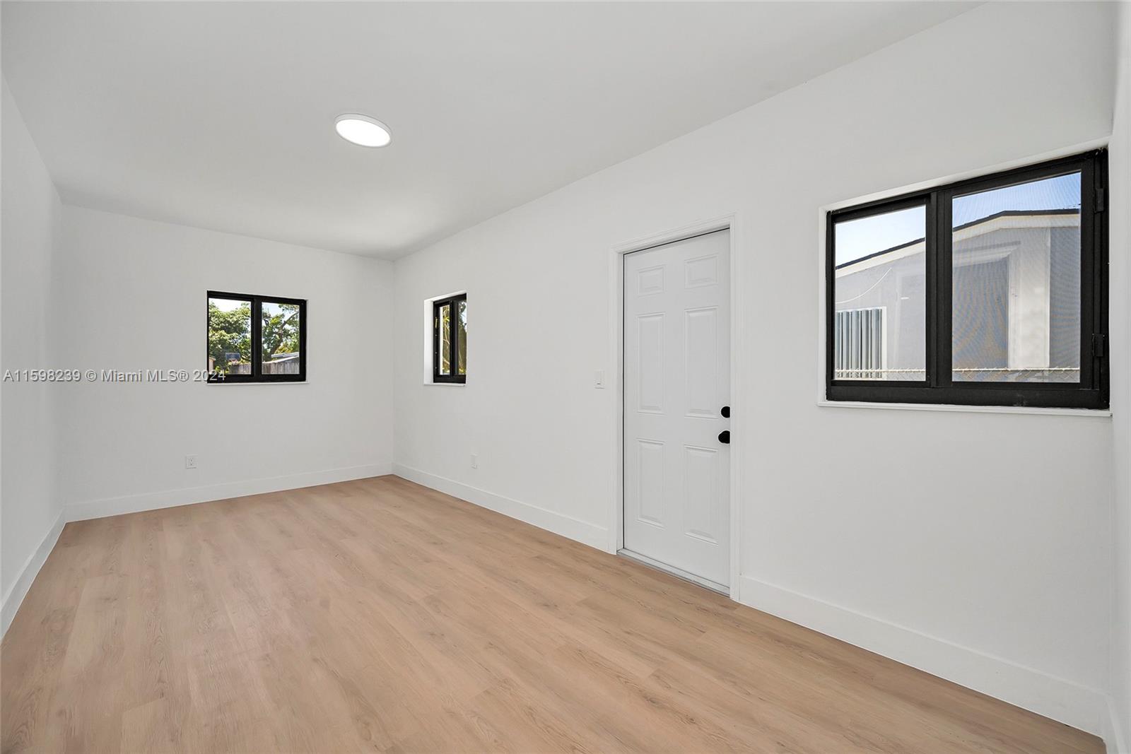 THIRD AMEND PLAT OF PORTI - Residential