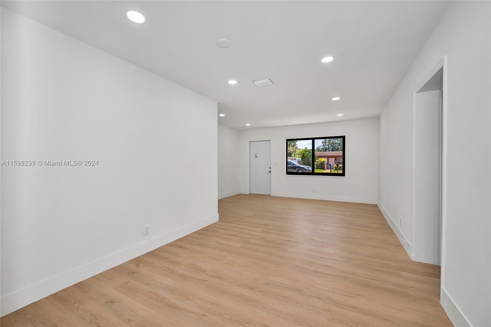 THIRD AMEND PLAT OF PORTI - Residential