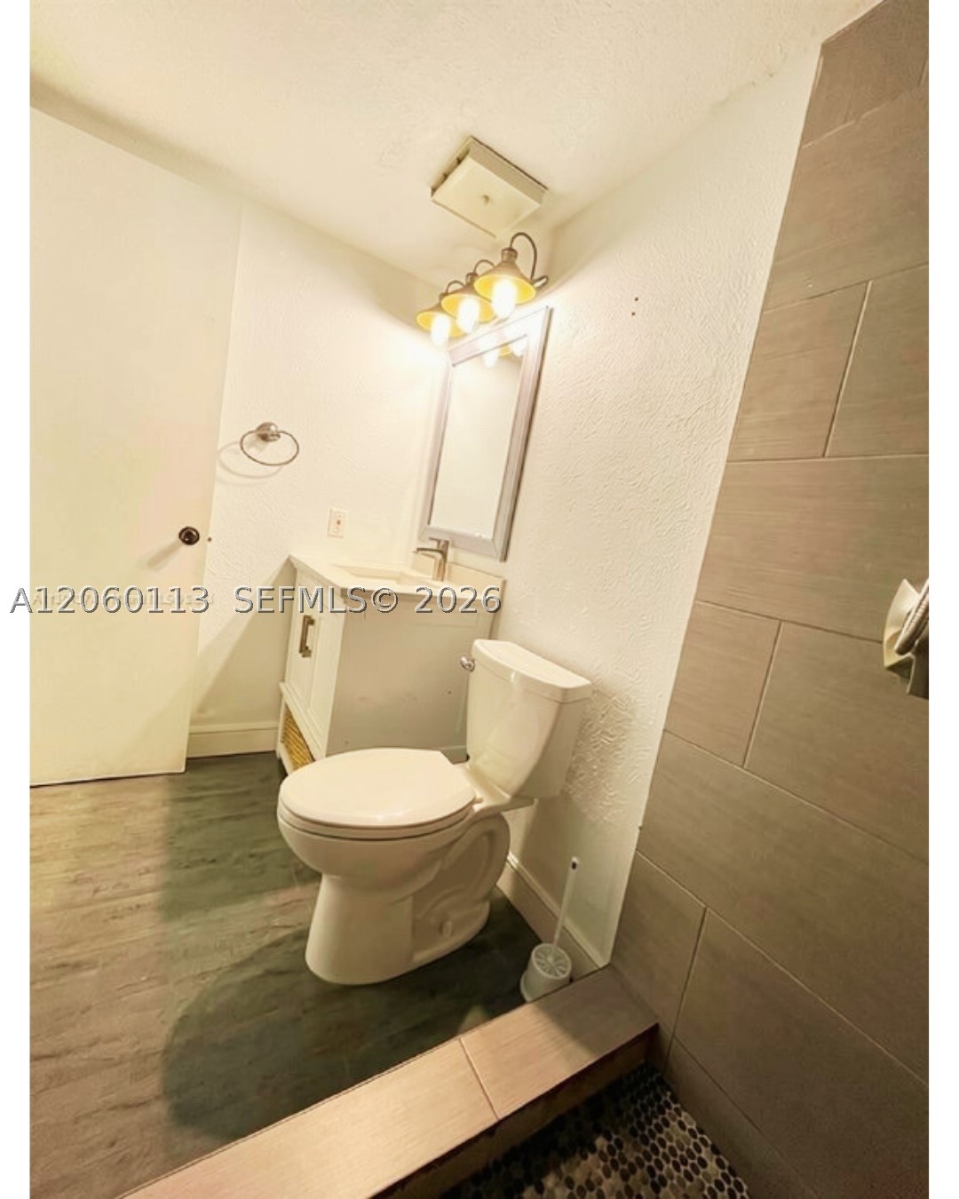 INTERNATIONAL PARK I COND - Residential