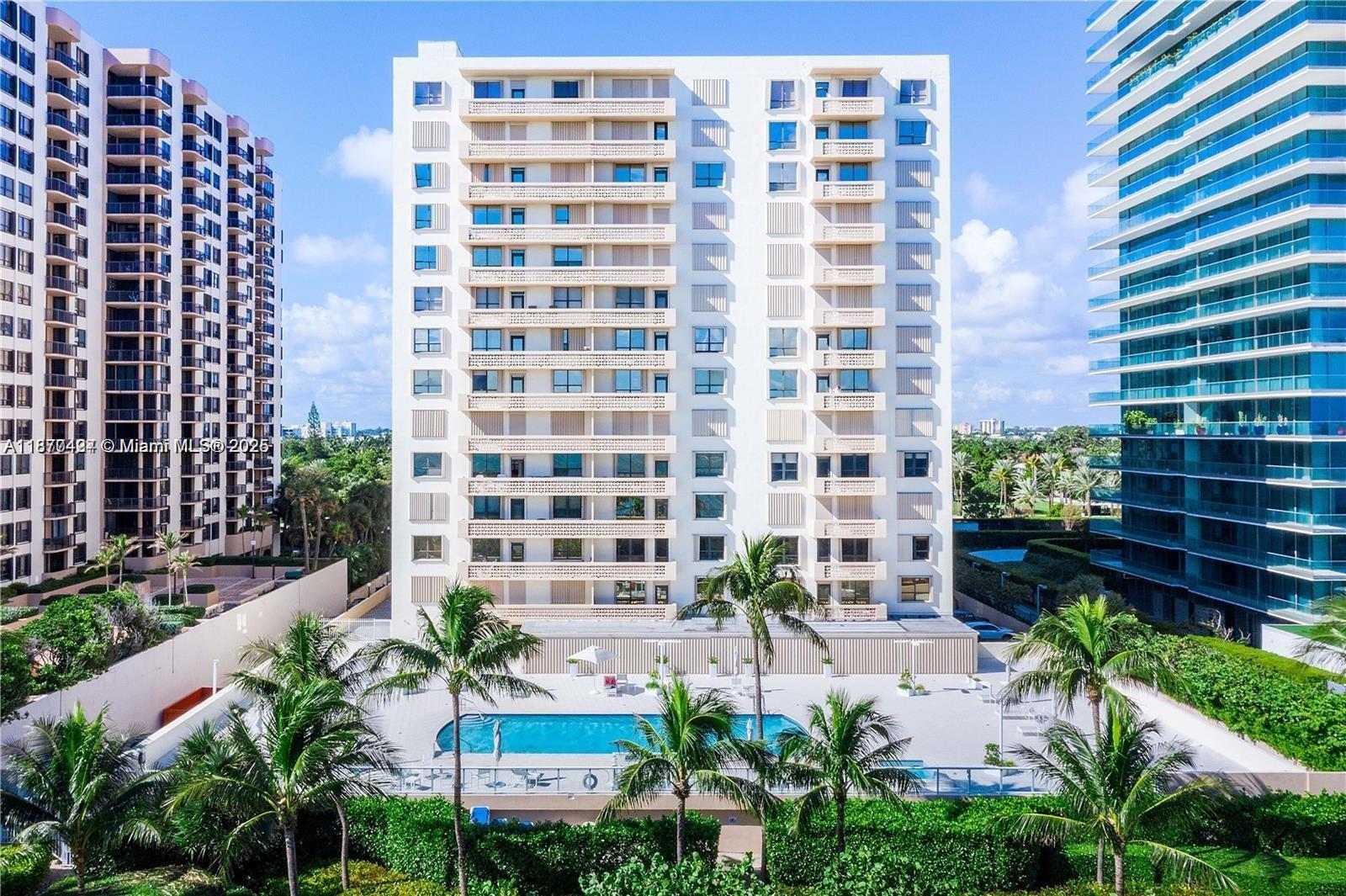 THE PLAZA OF BAL HARBOUR - Residential