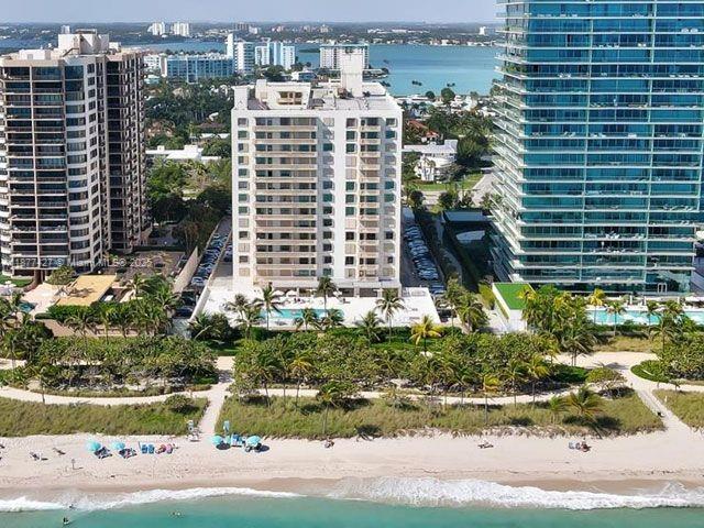 THE PLAZA OF BAL HARBOUR - Residential
