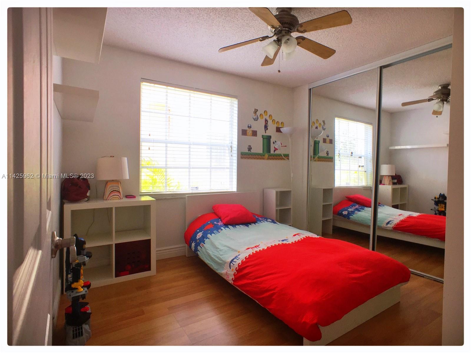 TOWNGATE - Residential Lease