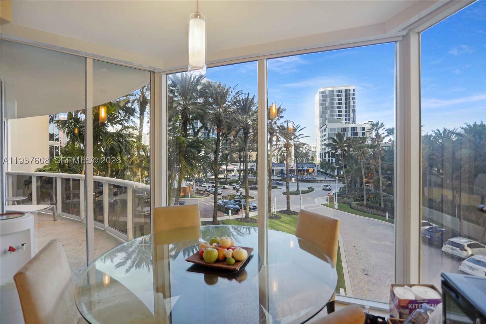 THE PINNACLE CONDO - Residential