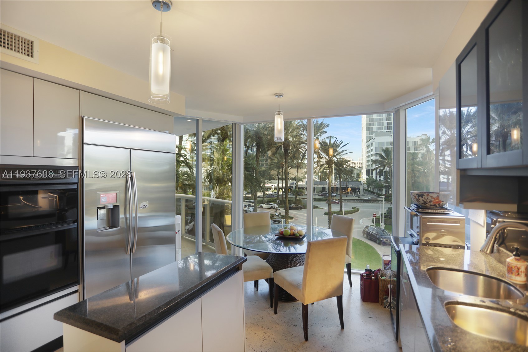 THE PINNACLE CONDO - Residential