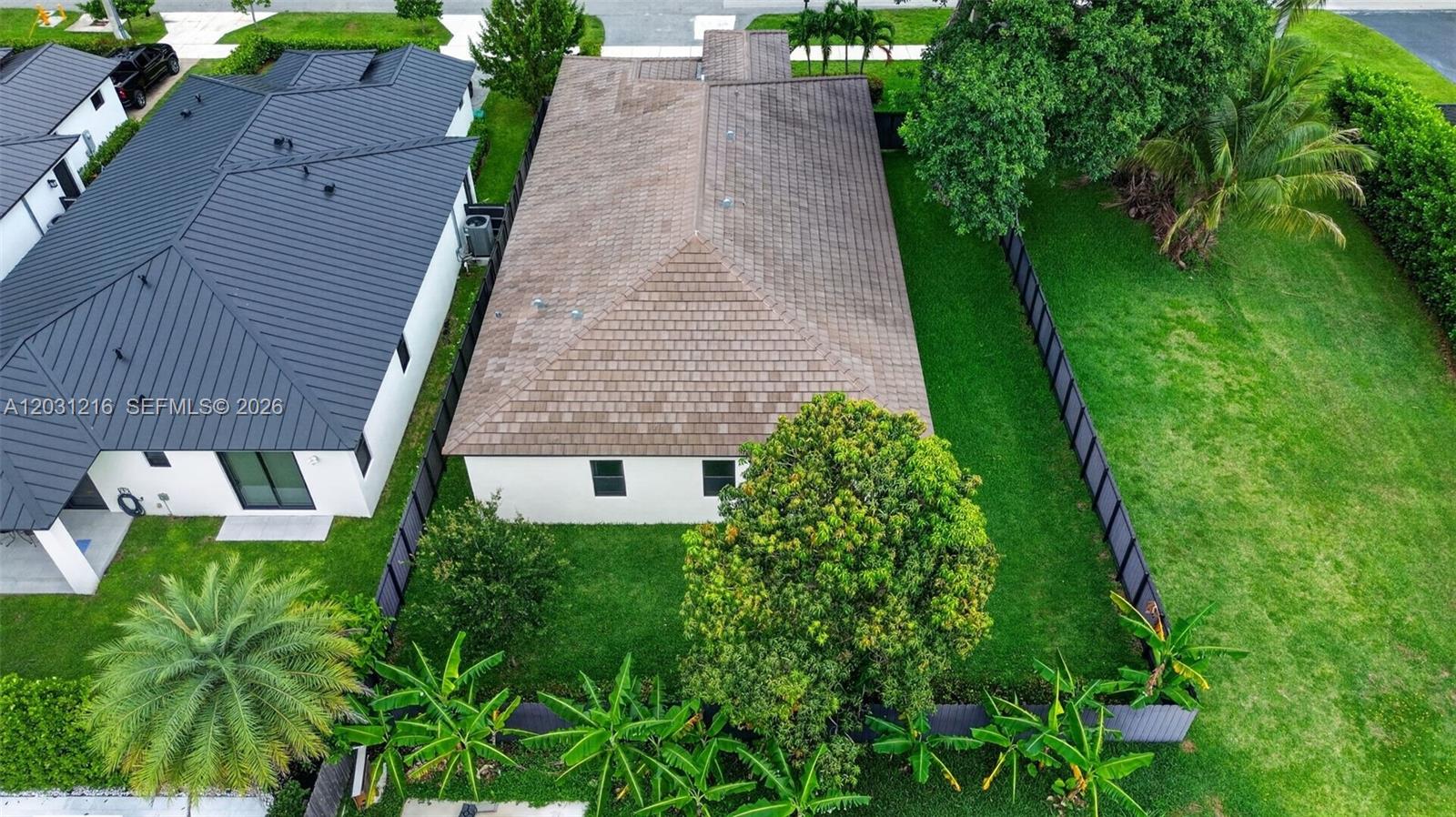 SILVER PINES - Residential
