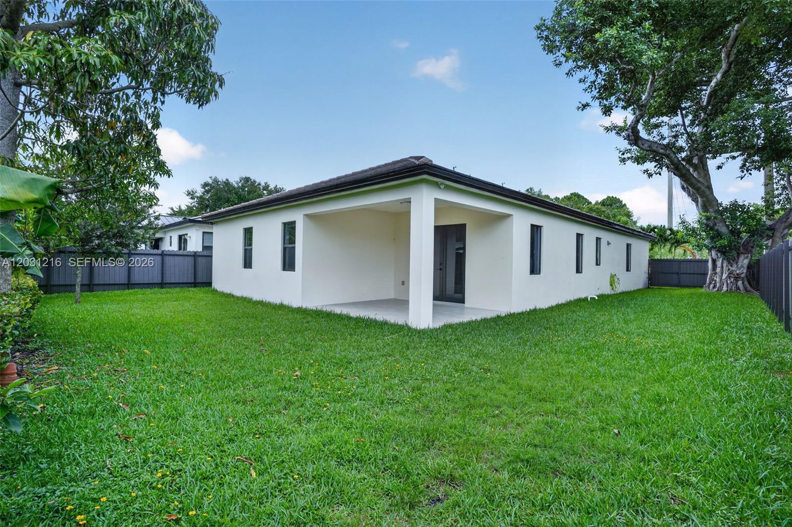 SILVER PINES - Residential