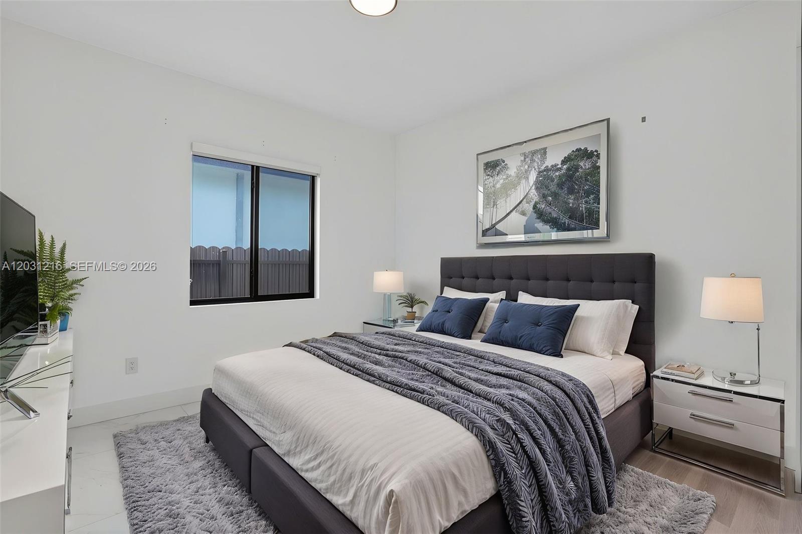 SILVER PINES - Residential