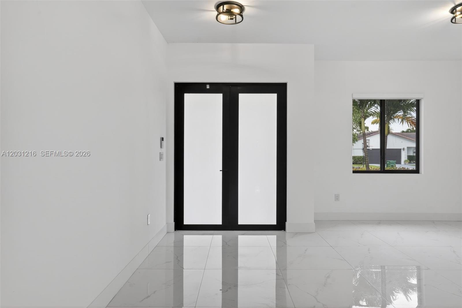 SILVER PINES - Residential