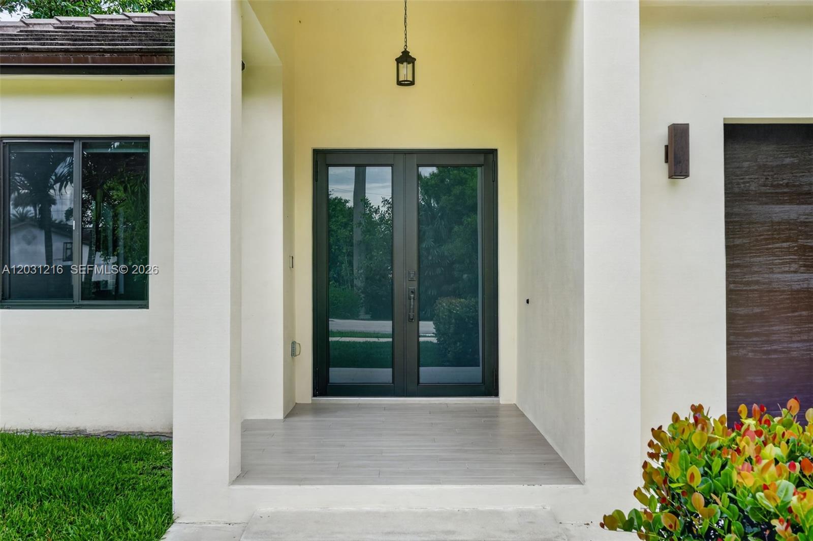 SILVER PINES - Residential