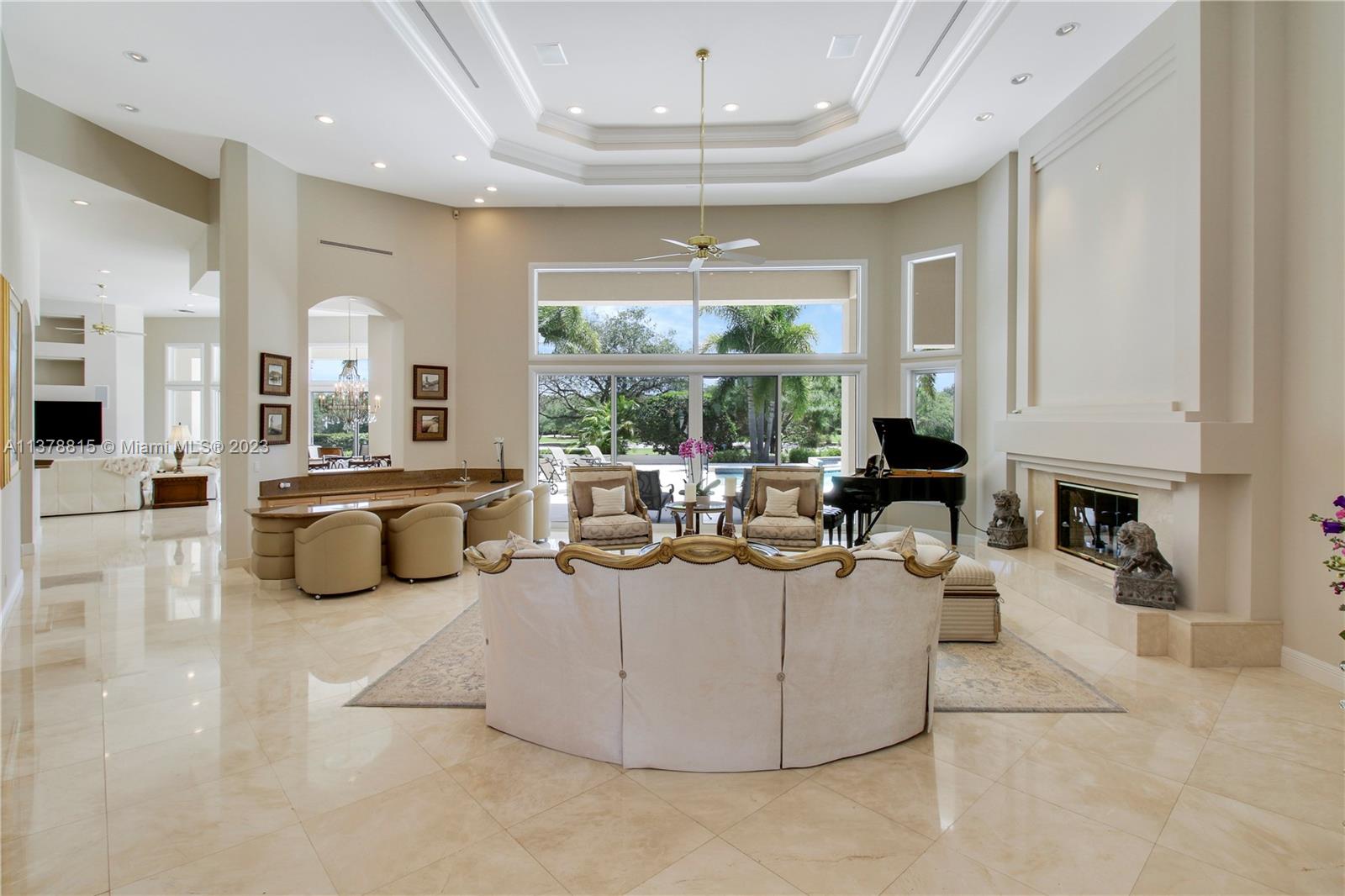 JUPITER HILLS VILLAGE PHA - Residential