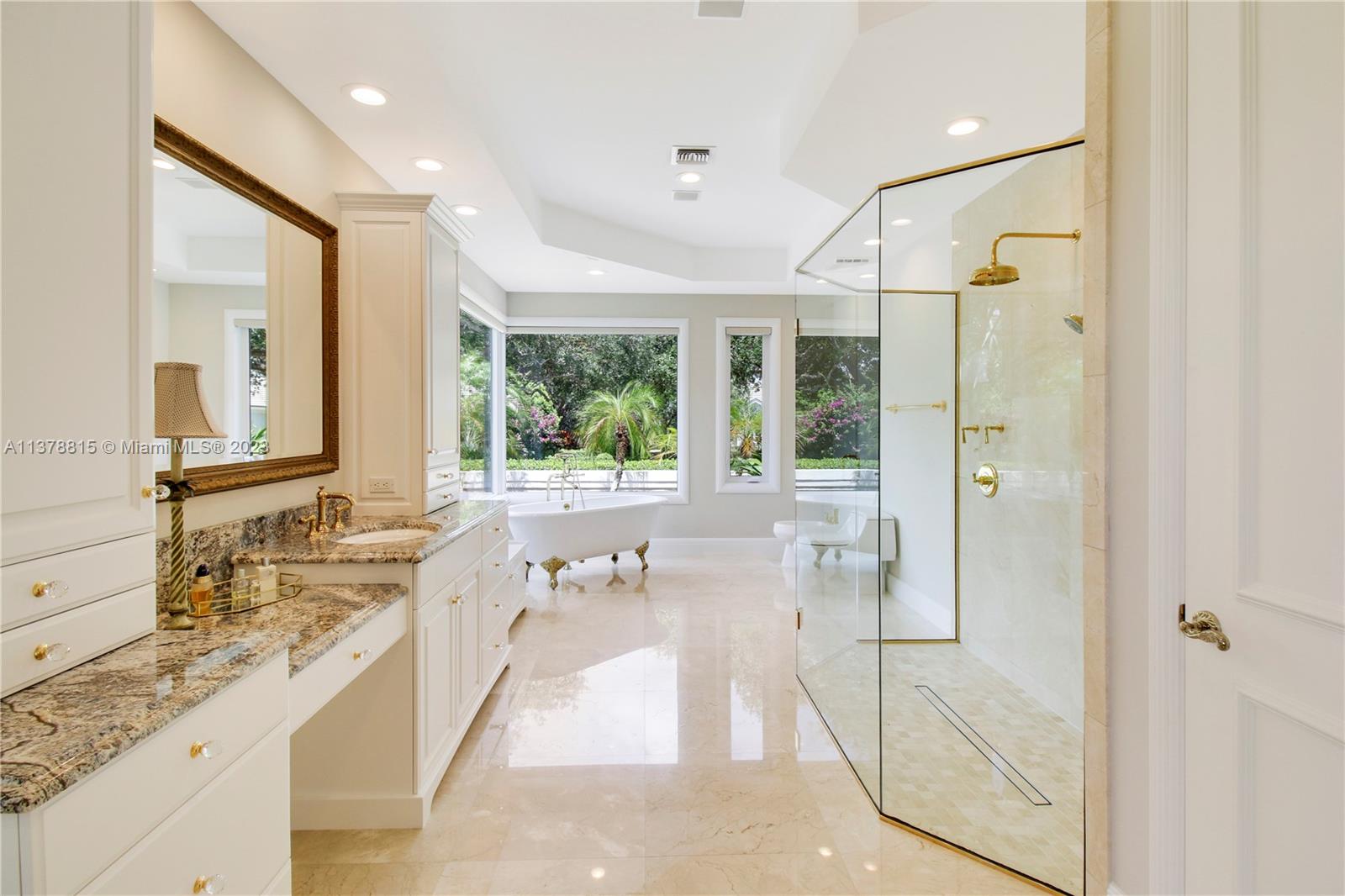 JUPITER HILLS VILLAGE PHA - Residential