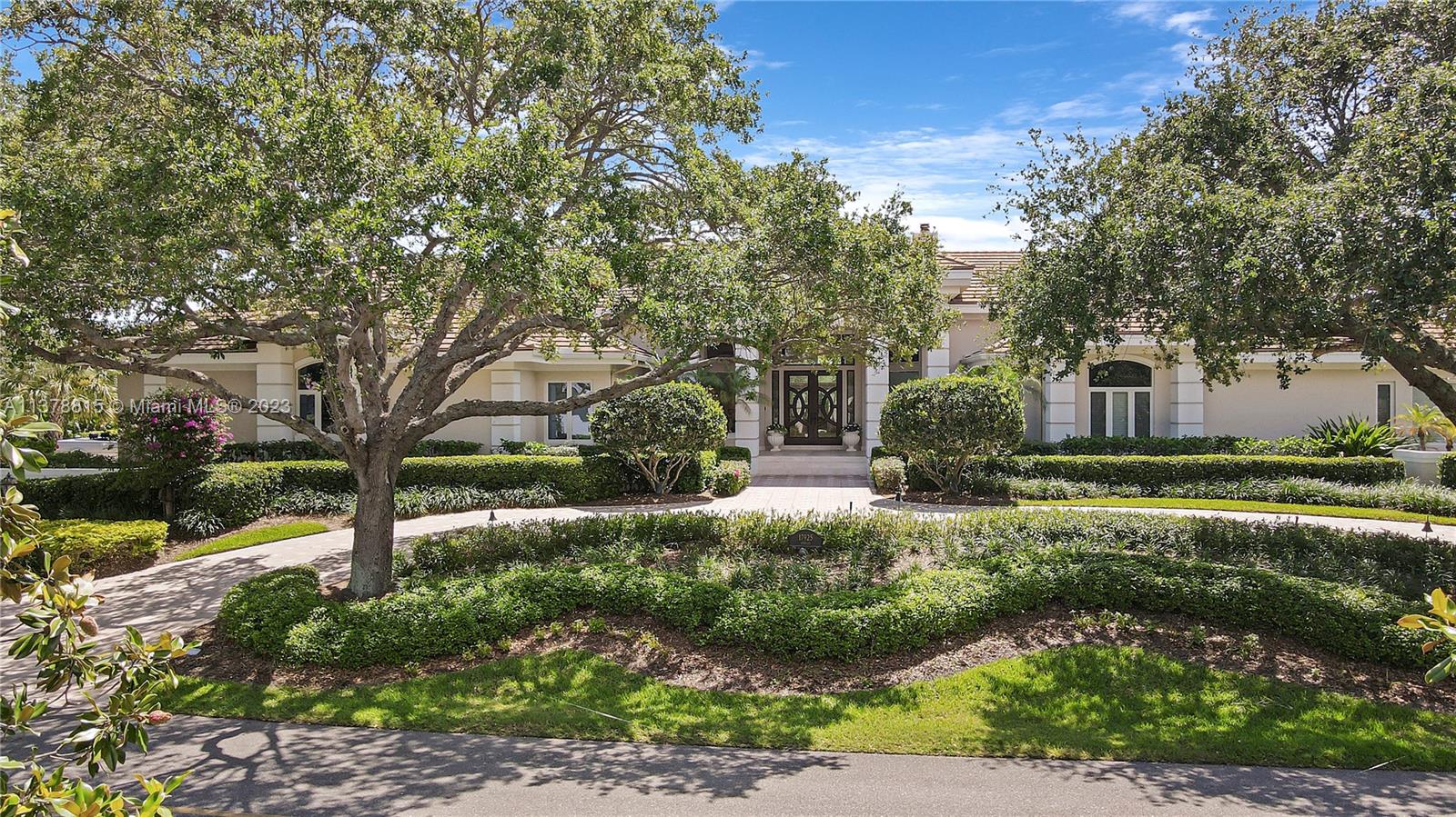 JUPITER HILLS VILLAGE PHA - Residential