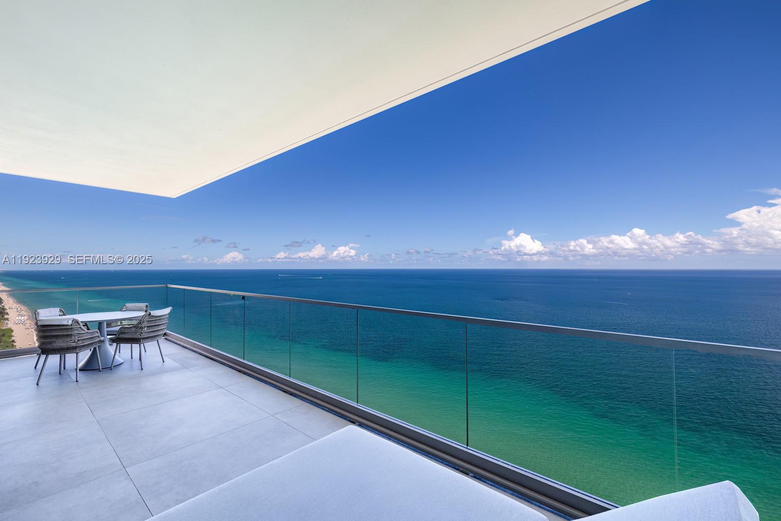 2000 Ocean - Residential