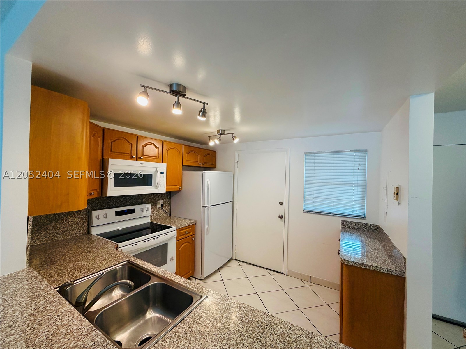 EDEN ISLES CONDO - Residential