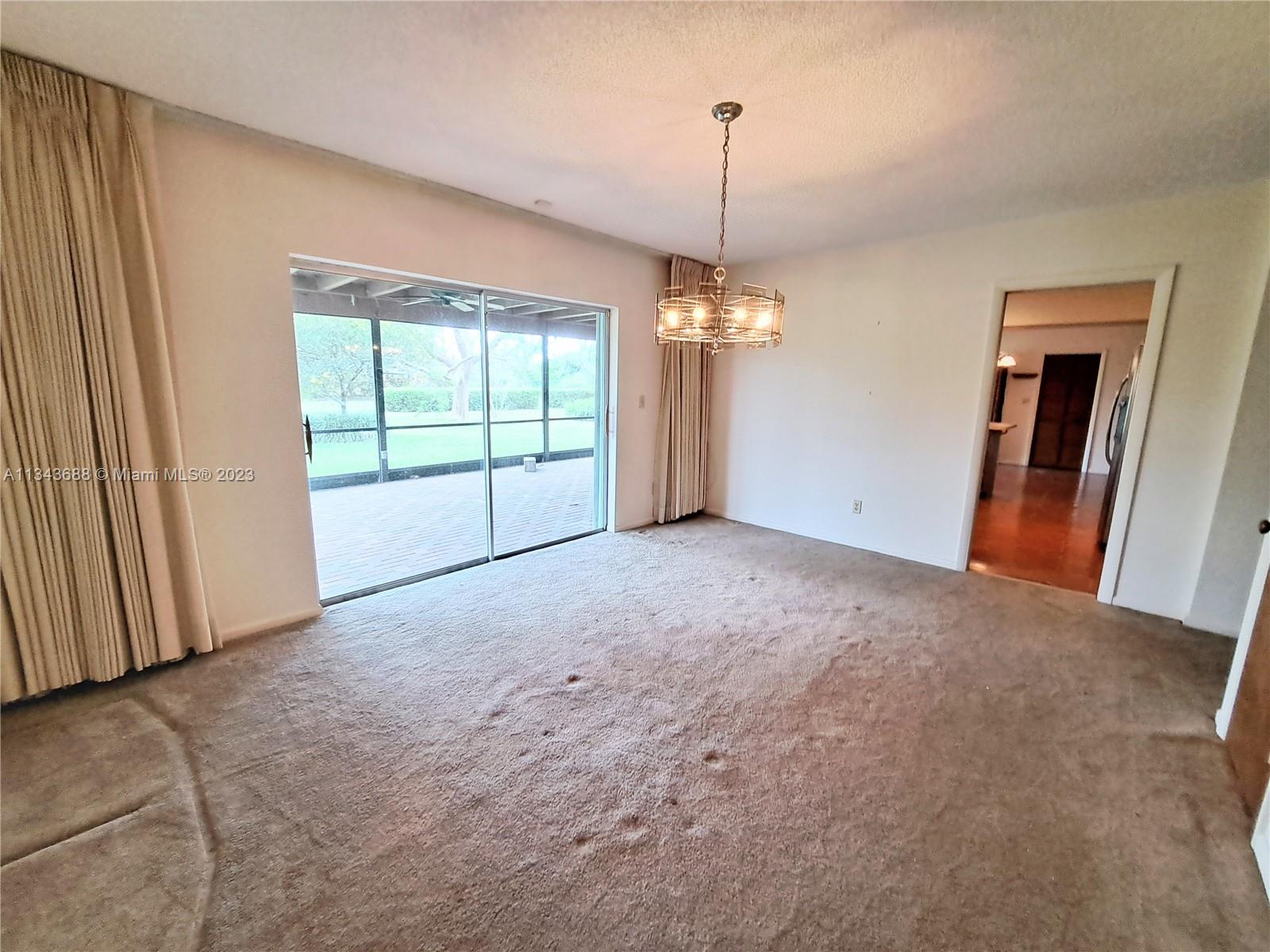 NOB HILL - Residential