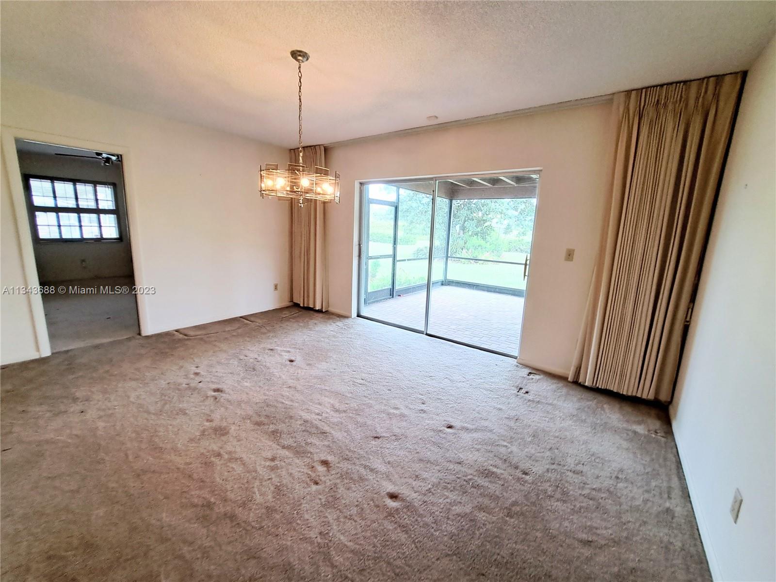 NOB HILL - Residential