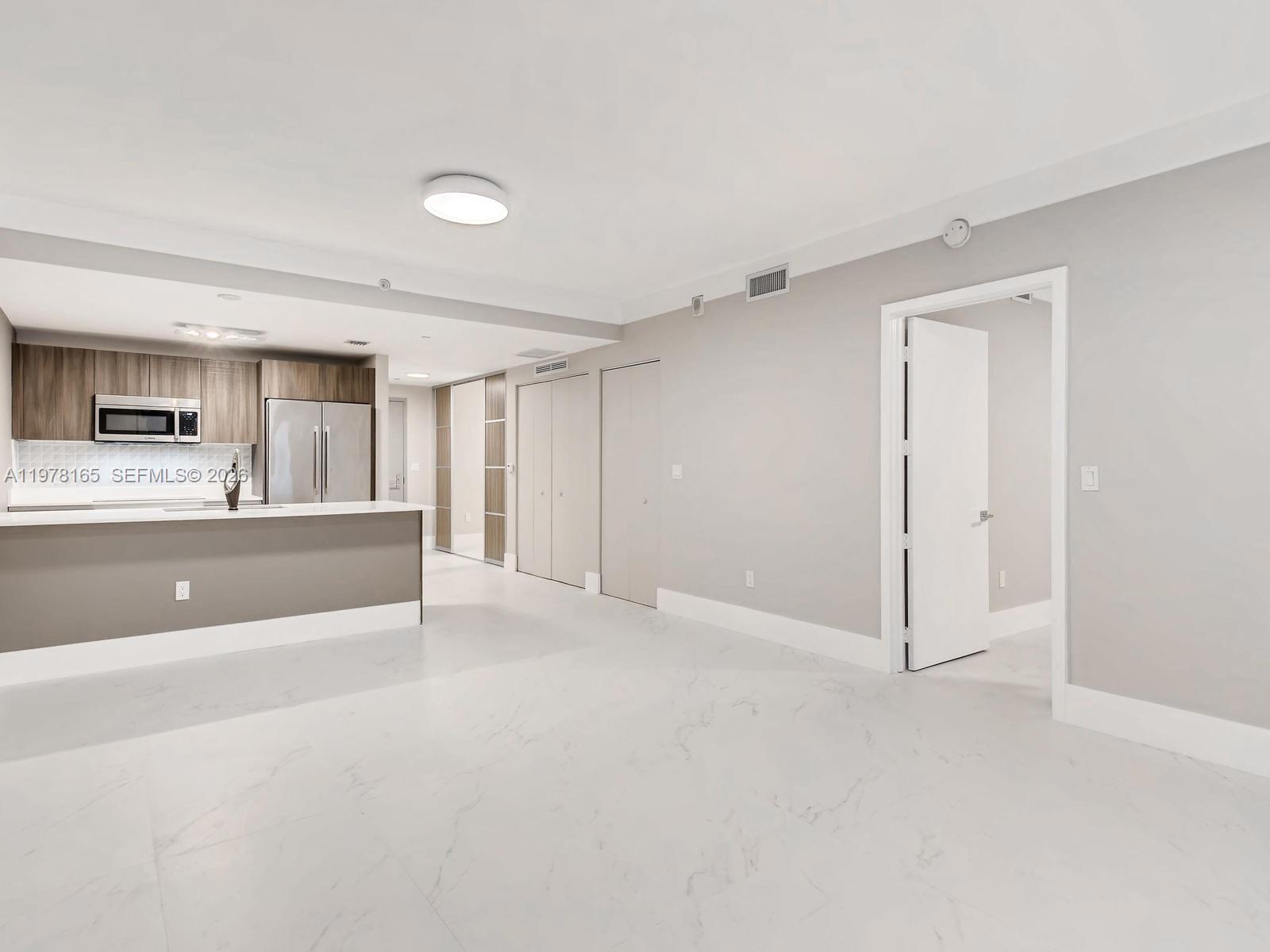 ARIA ON THE BAY CONDO - Residential