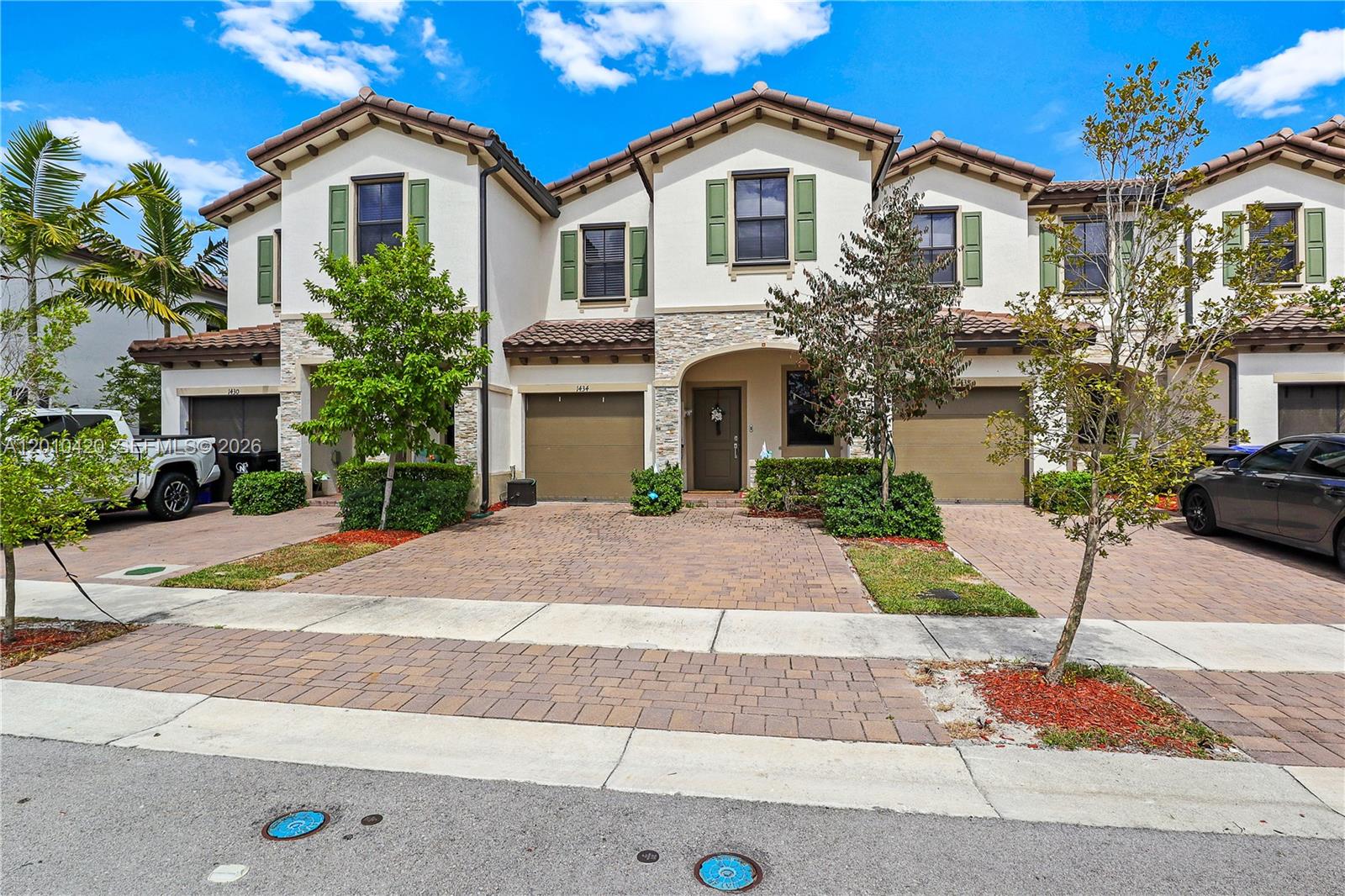 PALM BEACH FARMS - Residential