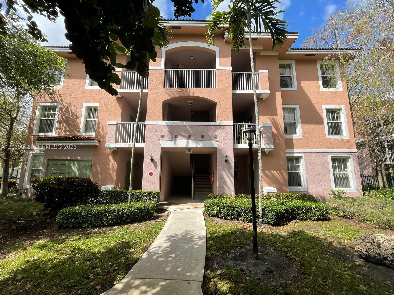 Beautiful 1-bedroom, 1-bathroom apartment located on the third floor in a gated community. This well-maintained unit offers a comfortable layout and access to excellent community amenities. Conveniently located near shopping centers, restaurants, major highways, and entertainment. Rent is $1,700 per month. Association approval required. Minimum credit score of 680 required by the condominium association.