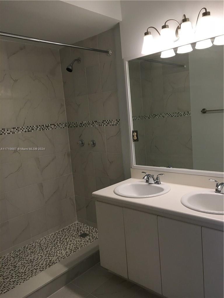 VISION AT BONAVENTURE - Residential Lease