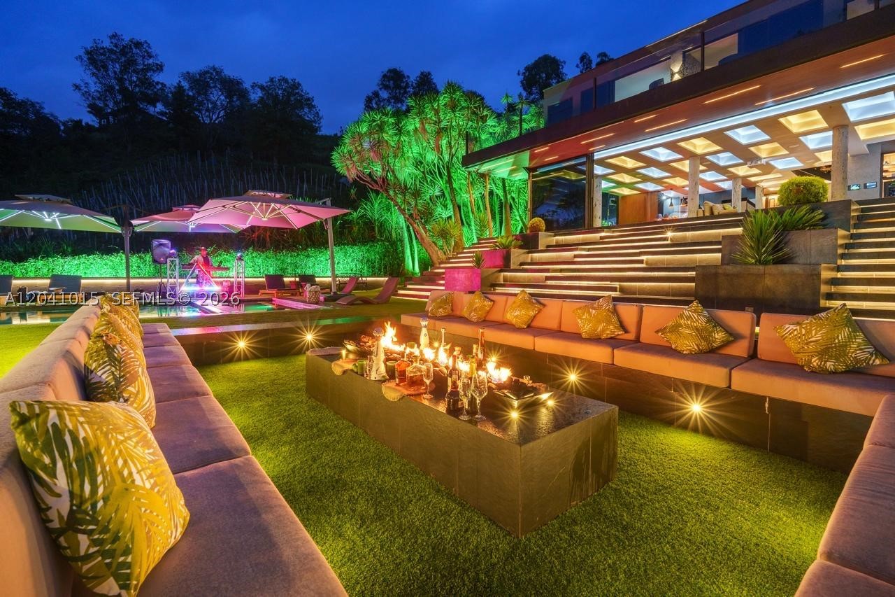 El Penol, Santa Ana - Residential